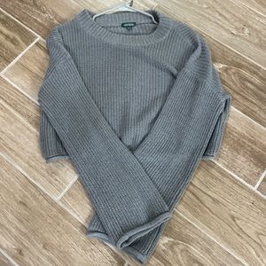 Wild fable Women’s Medium Gray Crop top-LIKE NEW